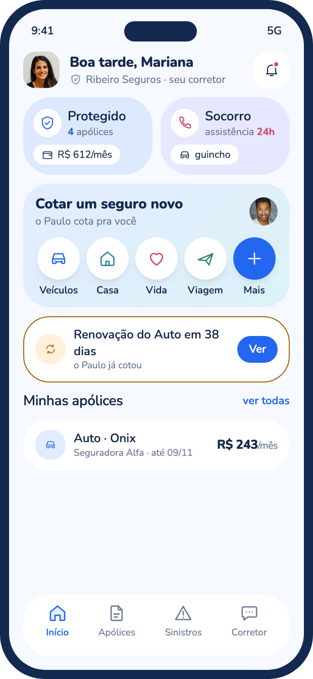 Tela inicial do app do cliente com as apólices e o botão de socorro